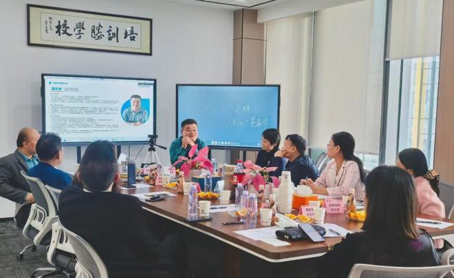 下载 (11).jpg